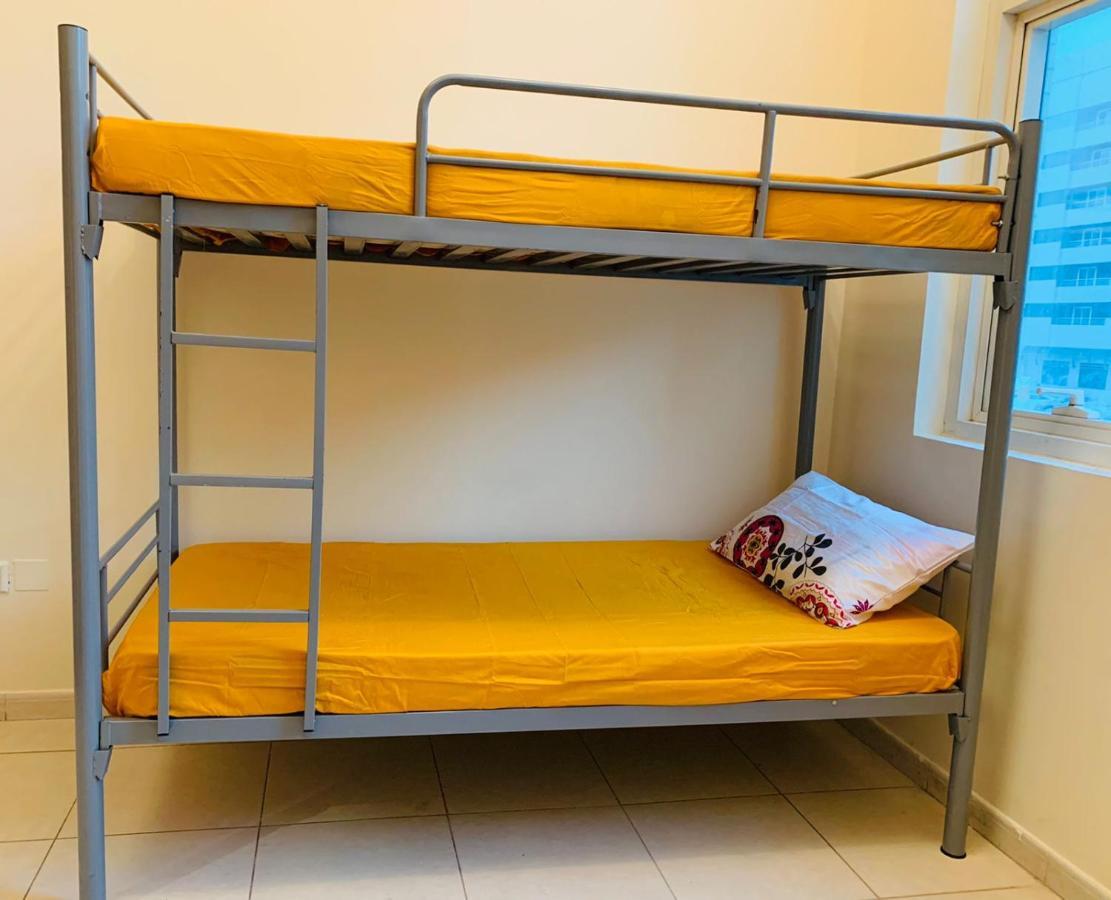 Female Only-Anaruby Backpackers- Metro Station Mashreq Hostel Dubai Exterior foto